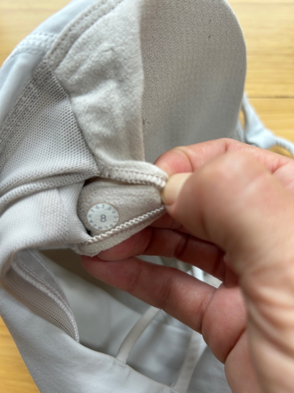 Lululemon White Cross-Back Sports Bra | Size 8 - Picture 5 of 5